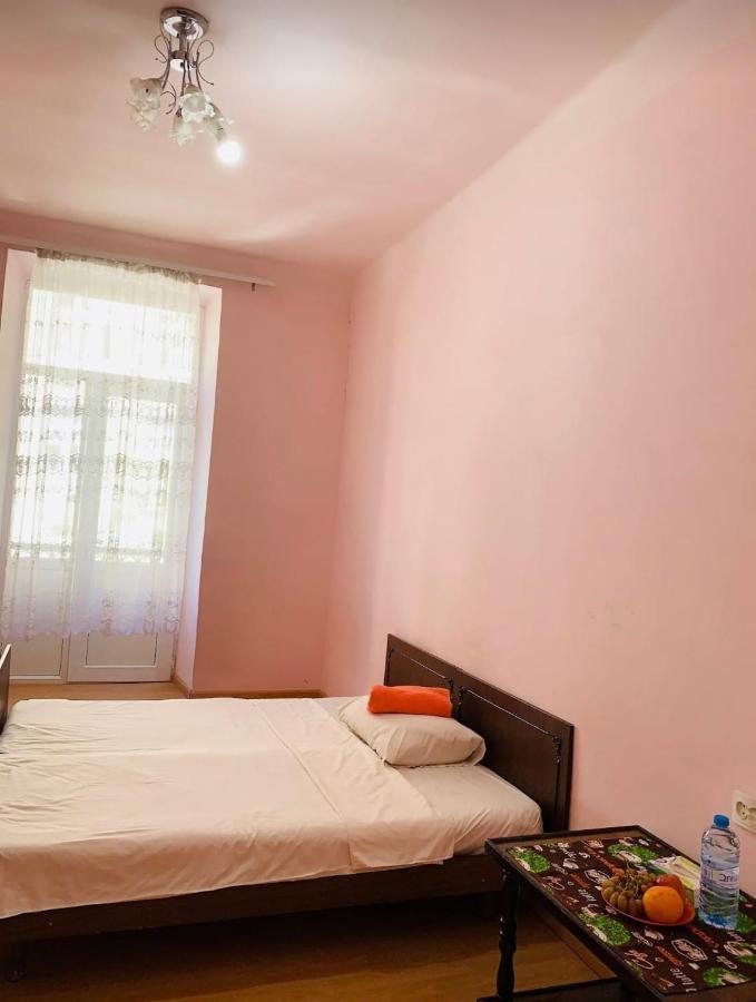 Infinity Hostel & Tour Erivan Exterior foto